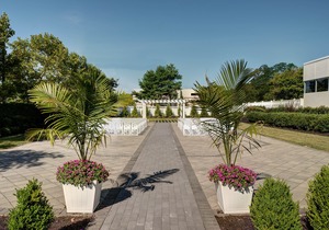 Sheraton Eatontown Hotel