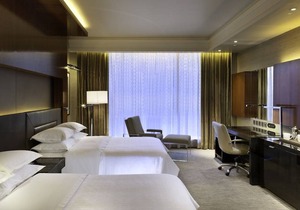 Sheraton Grand Bangalore Hotel at Brigade Gateway