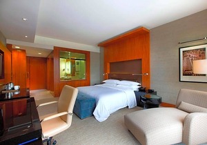 Sheraton Grand Bangalore Hotel at Brigade Gateway