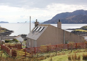 Shiantview Cottage - Magnificent Sea Views