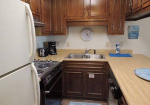 Shipwatch Pt II N106 1BR 1BA Second Row Condo close to popular shore drive
