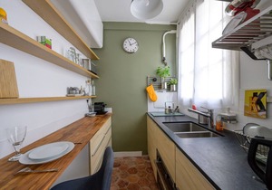 Short/long stay - 2 Rooms + Kitchen + bathroom. Totally renovated