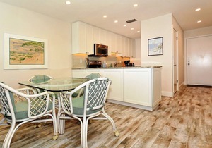 Siesta Key - Gulf-Front Retreat - 2 BR – Free Boat Docks - Upscale