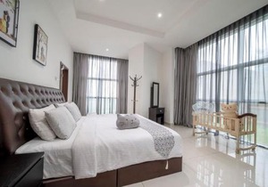 Signature Private Pool 16pax KSL Midvalley