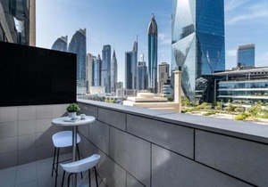 Silkhaus modern studio in the heart of DIFC with pool and gym access