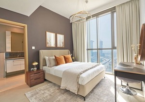 Silkhaus Stylish 2 BDR | Pool and Gym | Downtown