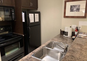Silver Rock Condos. Great Location. AC