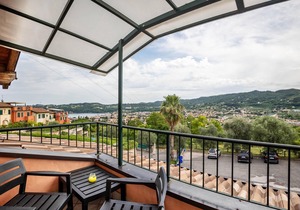 Silvi's Home - View of the lake