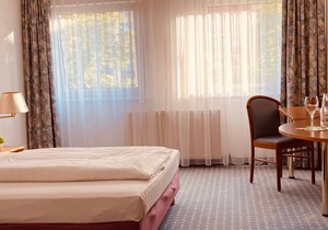 Single Room 1 - AKZENT Congresshotel Hoyerswerda