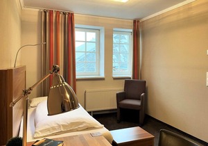 Single room barrier-free 214 - IBS meeting center