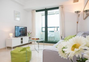 SingularStays Alameda
