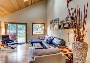 Sisters Tollgate Retreat with Hot Tub & WiFi
