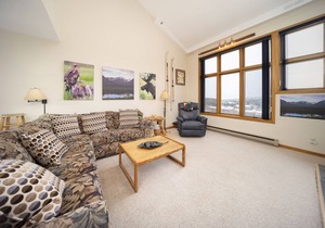 Sixth Floor Condo in Downtown Winter Park