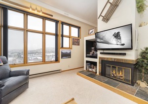 Sixth Floor Condo in Downtown Winter Park