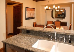Ski in/out, FREE LIFT TICKETS! Timbers Bachelor Gulch, Hot Tubs, Pool are open!