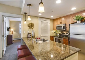 Ski In Out Luxury Condo 4375 I Huge Hot Tub I Great Views I Best Price I Discounted Attractions