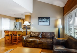 Ski-In/Out Two-Story Condo w/Free WiFi, Balcony, Private Hot Tub, Gas Fireplace