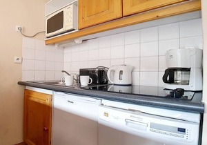 Ski-in/ski-out & foot of the slopes, 4th floor, view mountain, balcony, tv, ski locker, 26m²