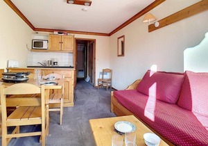 Ski-in/ski-out & foot of the slopes, 7th floor, balcony, tv, ski locker, 30m², Les Menuires