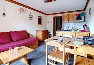 Ski-in/ski-out & foot of the slopes, 7th floor, balcony, tv, ski locker, 30m², Les Menuires