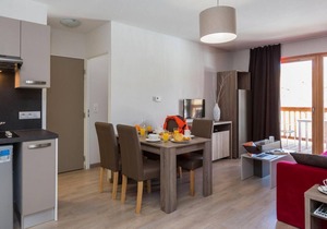Ski-in/ski-out & foot of the slopes, fitness, terrace, balcony, tv, ski locker, 32m², La Plagne