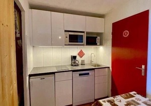 Ski-in/ski-out & foot of the slopes, 2nd floor, view ski slopes, balcony, tv, ski locker, 25m²