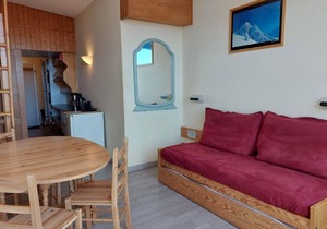 Ski-in/ski-out & foot of the slopes, 10th floor, view mountain, balcony, tv, 25m², Les Arcs