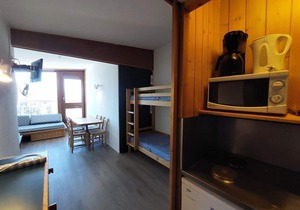 Ski-in/ski-out & foot of the slopes, 11st floor, view ski slopes, balcony, tv, 25m², Les Arcs