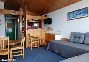 Ski-in/ski-out & foot of the slopes, 4th floor, view village, tv, ski locker, 33m², Les Arcs