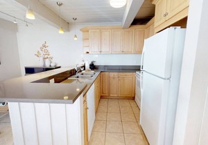 Ski-In, Ski-Out Snowmass 2 Bedroom with access to heated pool and hot tub