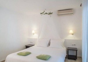 Skiathos Holidays Two-Bedroom Suite