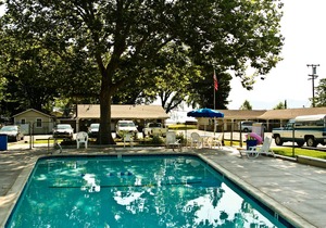 Skylark Shores Resort