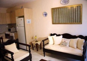 Skyros Lux Getaway - Poolside Retreat Near The Sea