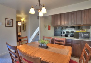 Skyview Town Retreat (#21) | Near Town, FLC, Trails & Golf - Pool & Hot Tub