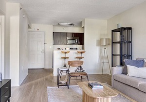 Sleek Jersey City 1BR w/ W/D, Gym & Elevator, near PATH, by Blueground