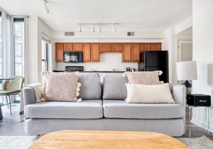 Sleek Logan Circle 1BR w/W/D, Gym & Pool, walk to Metro, by Blueground