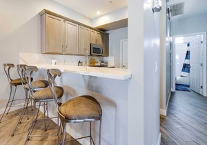 Sleek Scottsdale Condo: Balcony + Resort Amenities