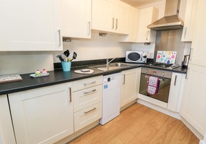 SLEEPERS, pet friendly, country holiday cottage in Whitby