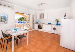 SLEEPS 24, 4 APTS, PRIVATE POOL, PERFECT FOR FRIENDS/FAMILY & CYCLING GROUPS