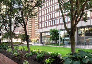 Smart Back Bay 1BR w/Gym, Doorman, nr. Esplanade, by Blueground