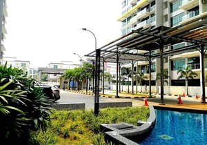 Smart Home Stay @ studios (Parc Regency)New