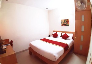 SmartStay Private EXE Room in Luxury Apt-MG Road
