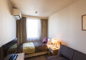 Smoking Single with sofa Slightly larger room fo/Uozu Toyama