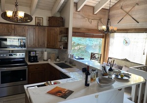 Snow Creek 1551 - Ski-in/Ski-out + Pool & Hot Tub