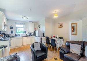 Snowdrop Cottage - W43121