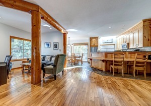 Snowy Creek 30 - Ski in Ski out, Private Hot Tub, Short Walk to Whistler Village