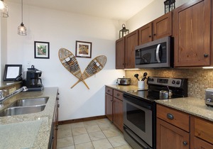 Soaring Eagle #201: 3 Bedrooms, 2 Full Baths: Slope Side