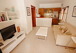 Sola - pretty holiday property with garden and private pool in Benissa