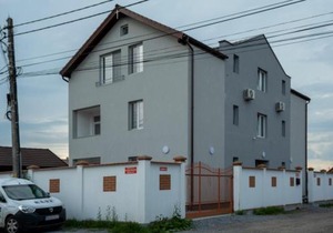 Solomon Apartments ap 2