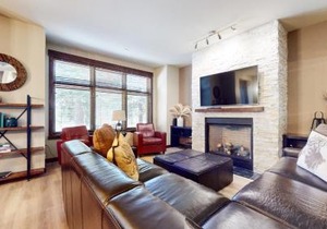 Solstice 10 Apartment